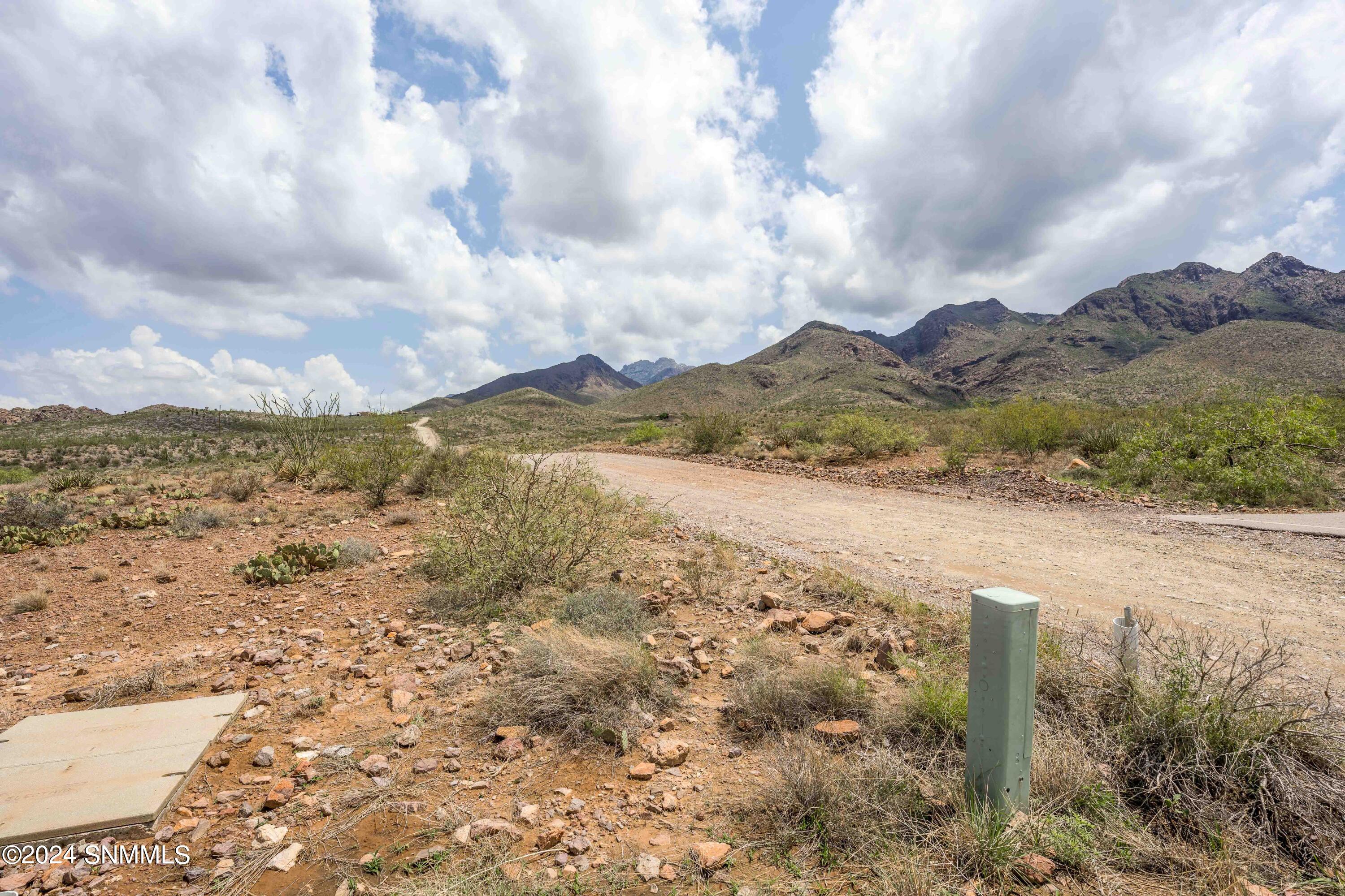 R0328261 Fox Canyon-12