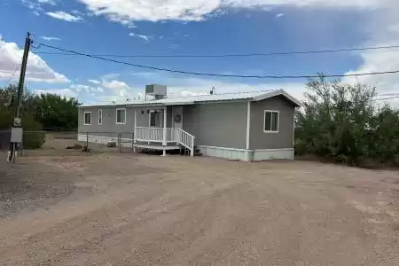 1341 Animas Street, Lordsburg, New Mexico 88045, 8 Bedrooms Bedrooms, ,6 BathroomsBathrooms,Residential Income,For Sale,Animas,2402396