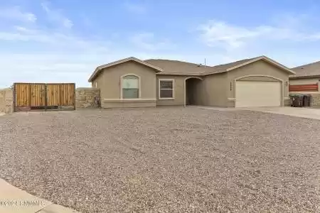 5908 Windermore Court, Santa Teresa, New Mexico 88008, 4 Bedrooms Bedrooms, ,2 BathroomsBathrooms,Residential,For Sale,Windermore,2402513