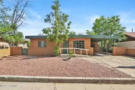 1916 Princess Jeanne Drive, Las Cruces, New Mexico 88001, 3 Bedrooms Bedrooms, ,1 BathroomBathrooms,Residential,For Sale,Princess Jeanne,2402539