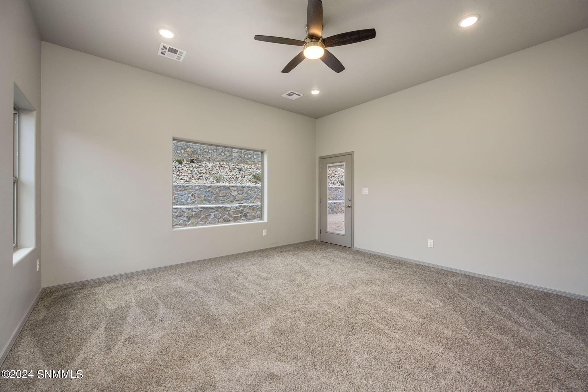 29-web-or-mls-East Springs 2853-29