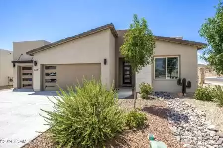 6221 Rosemary Road, Las Cruces, New Mexico 88012, 4 Bedrooms Bedrooms, ,2.25 BathroomsBathrooms,Residential,For Sale,Rosemary,2402543