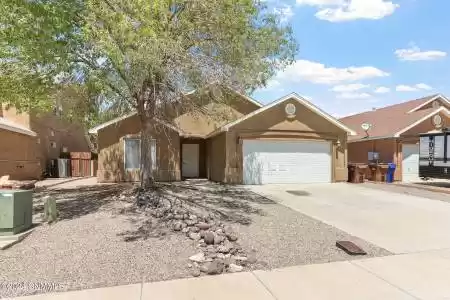 2918 Lake Valley Avenue, Las Cruces, New Mexico 88007, 4 Bedrooms Bedrooms, ,2 BathroomsBathrooms,Residential,For Sale,Lake Valley,2402560