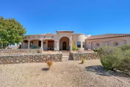 2740 Monte Bello Drive, Las Cruces, New Mexico 88011, 3 Bedrooms Bedrooms, ,3 BathroomsBathrooms,Residential,For Sale,Monte Bello,2401162