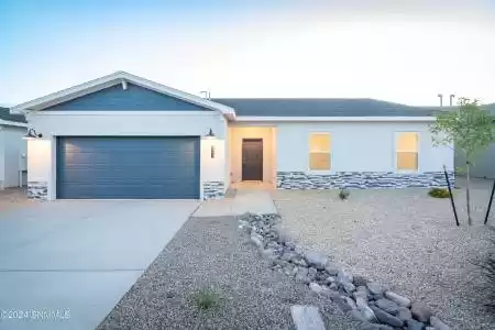 6117 Springsteen Place, Las Cruces, New Mexico 88012, 4 Bedrooms Bedrooms, ,2 BathroomsBathrooms,Residential,For Sale,Springsteen,2401859