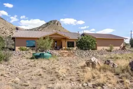 39 Tulpia Trail, Hillsboro, New Mexico 88042, 3 Bedrooms Bedrooms, ,2 BathroomsBathrooms,Residential,For Sale,Tulpia,2402656