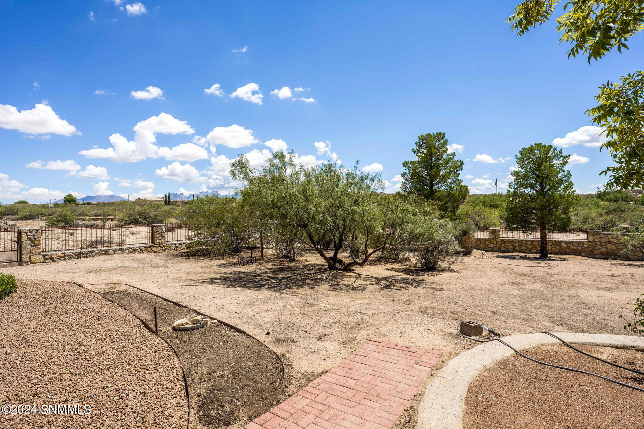 17-web-or-mls-Chiricahua 5050 NEW-20