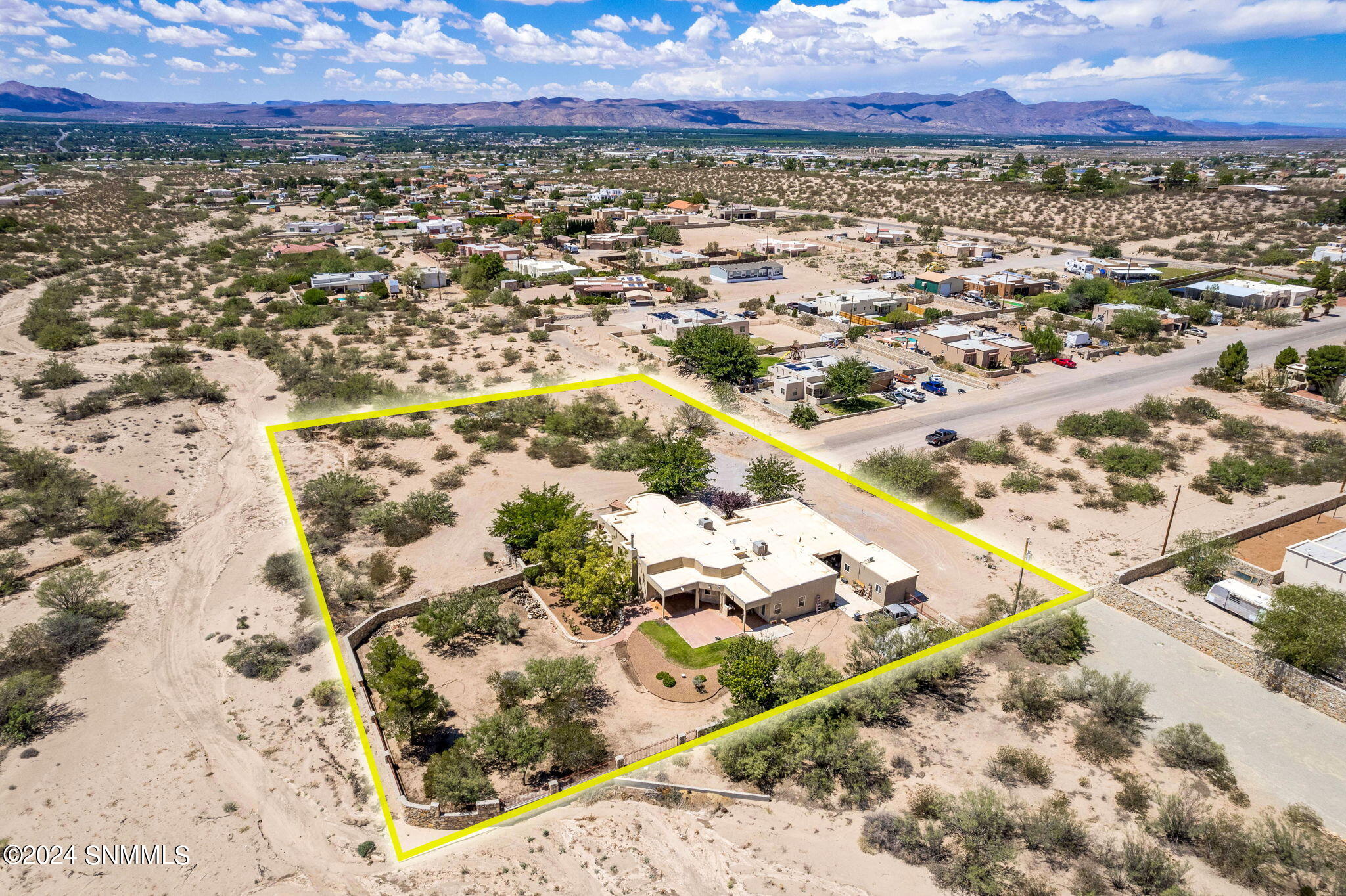 34-web-or-mls-Chiricahua 5050 NEW-36-2