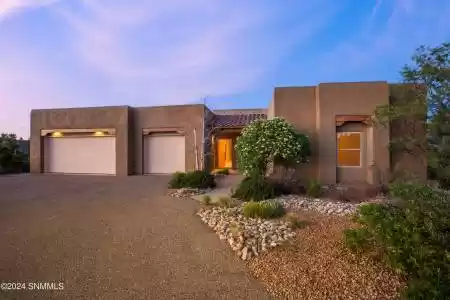 20 Santa Ana Loop, Placitas, New Mexico 87403, 3 Bedrooms Bedrooms, ,2.5 BathroomsBathrooms,Residential,For Sale,Santa Ana,2401616