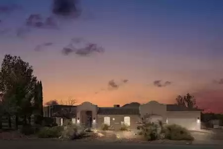 6676 Vista Hermosa, Las Cruces, New Mexico 88007, 4 Bedrooms Bedrooms, ,2.5 BathroomsBathrooms,Residential,For Sale,Vista Hermosa,2402780