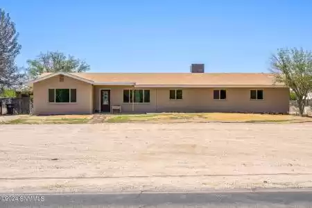 225 Thorpe Road, Las Cruces, New Mexico 88007, 4 Bedrooms Bedrooms, ,2 BathroomsBathrooms,Residential,For Sale,Thorpe,2401595