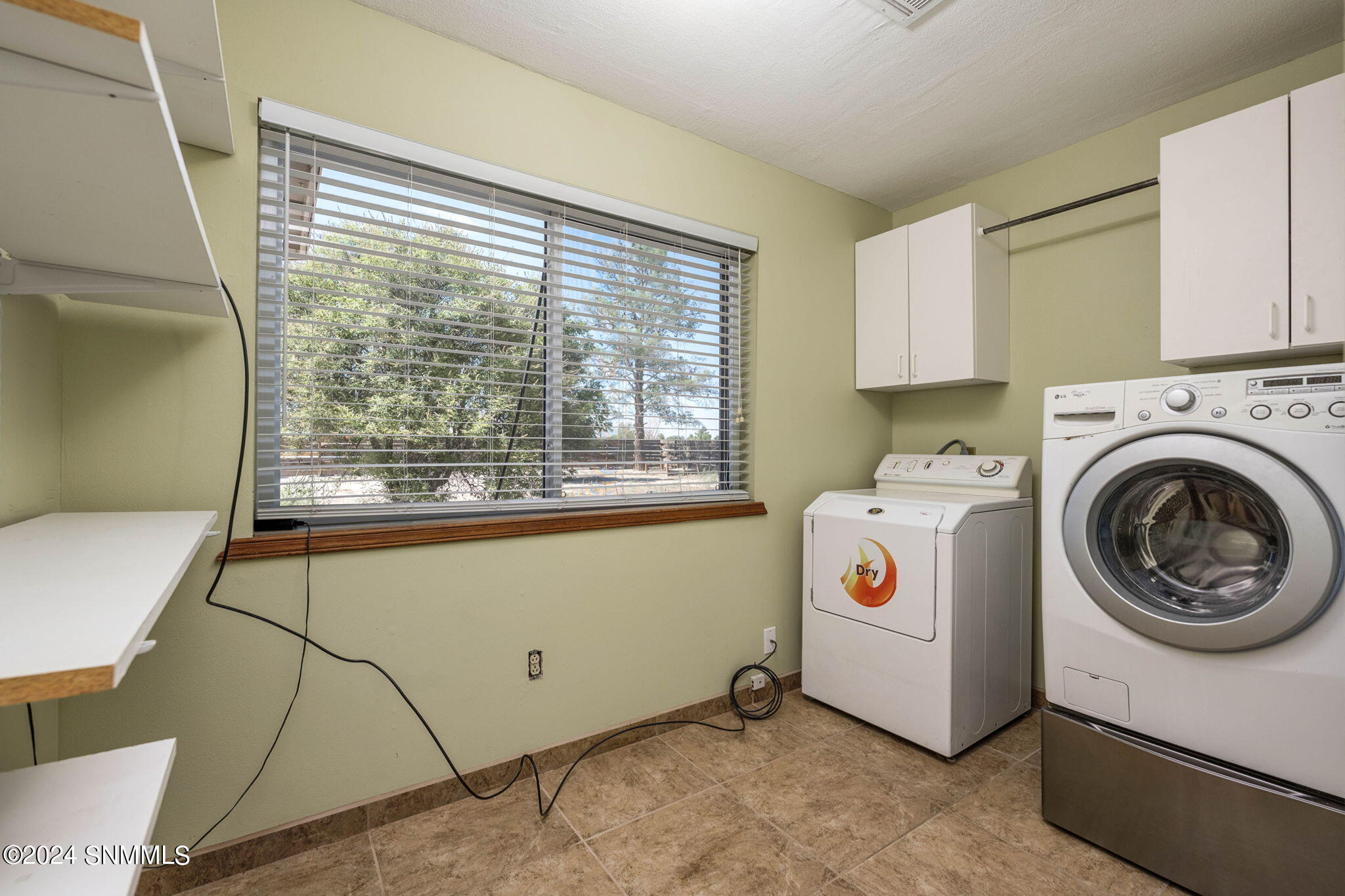 16-web-or-mls-Meadow 5070-16