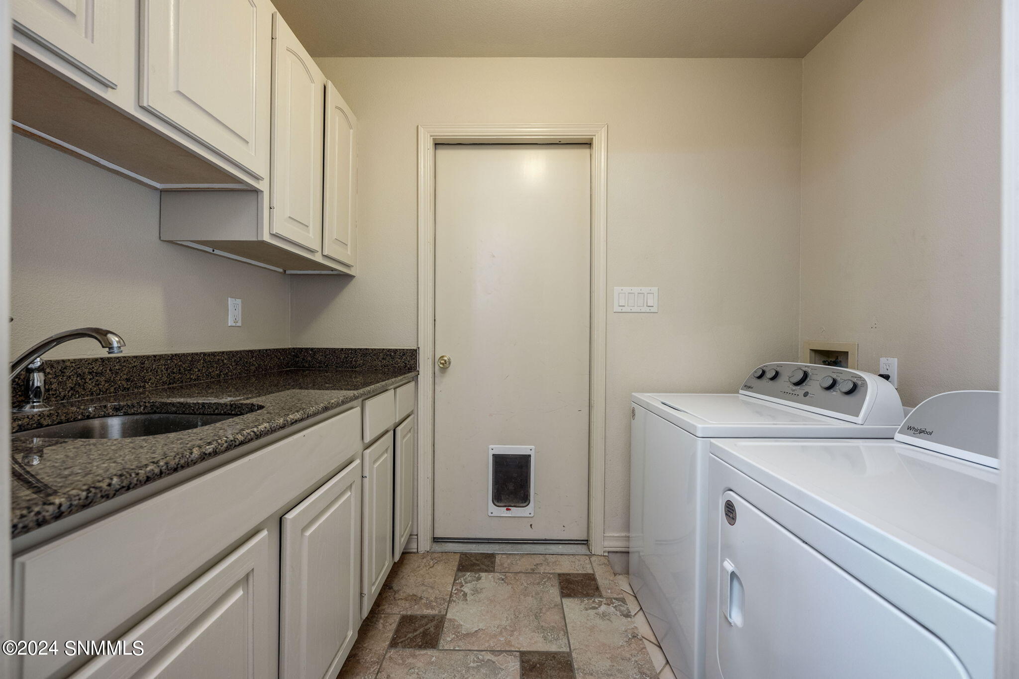 Mudroom/Laundry