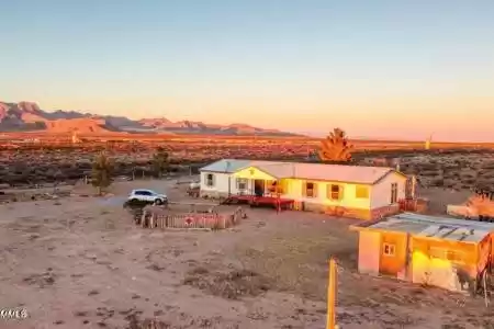 20 Santana Road, Vado, New Mexico 88072, 4 Bedrooms Bedrooms, ,2 BathroomsBathrooms,Residential,For Sale,Santana,2402968