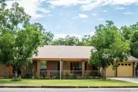 4025 Mimosa Lane, Las Cruces, New Mexico 88001, 4 Bedrooms Bedrooms, ,2 BathroomsBathrooms,Residential,For Sale,Mimosa,2403050