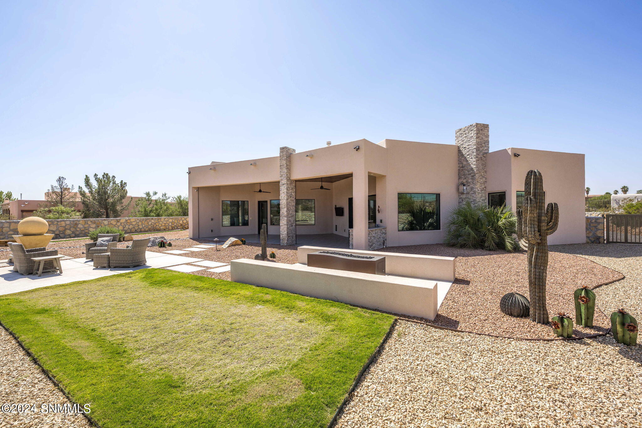 74-web-or-mls-Superstition 5511-74