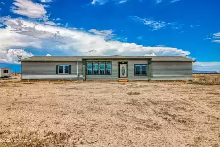 5715 Florida, Deming, New Mexico 88030, 4 Bedrooms Bedrooms, ,3 BathroomsBathrooms,Residential,For Sale,Florida,2402051