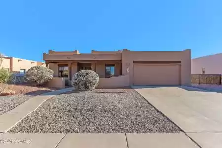 765 Stone Canyon Drive, Las Cruces, New Mexico 88011, 3 Bedrooms Bedrooms, ,2 BathroomsBathrooms,Residential,For Sale,Stone Canyon,2403100