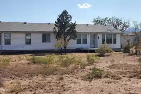 633 Paloma Blanca Drive, Chaparral, New Mexico 88081, 3 Bedrooms Bedrooms, ,2 BathroomsBathrooms,Residential,For Sale,Paloma Blanca,2403145