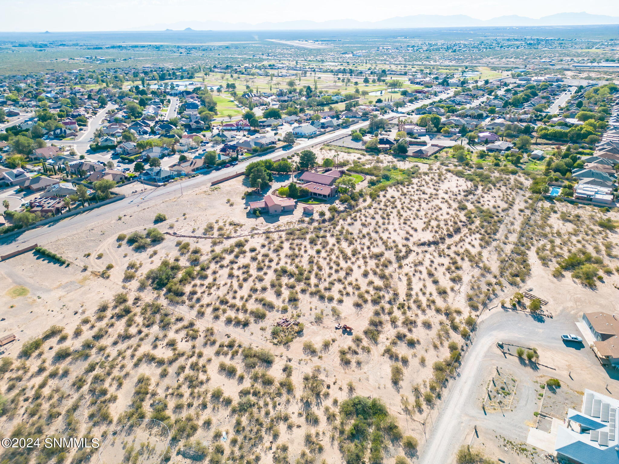 63 Desert Lakes Dr-121