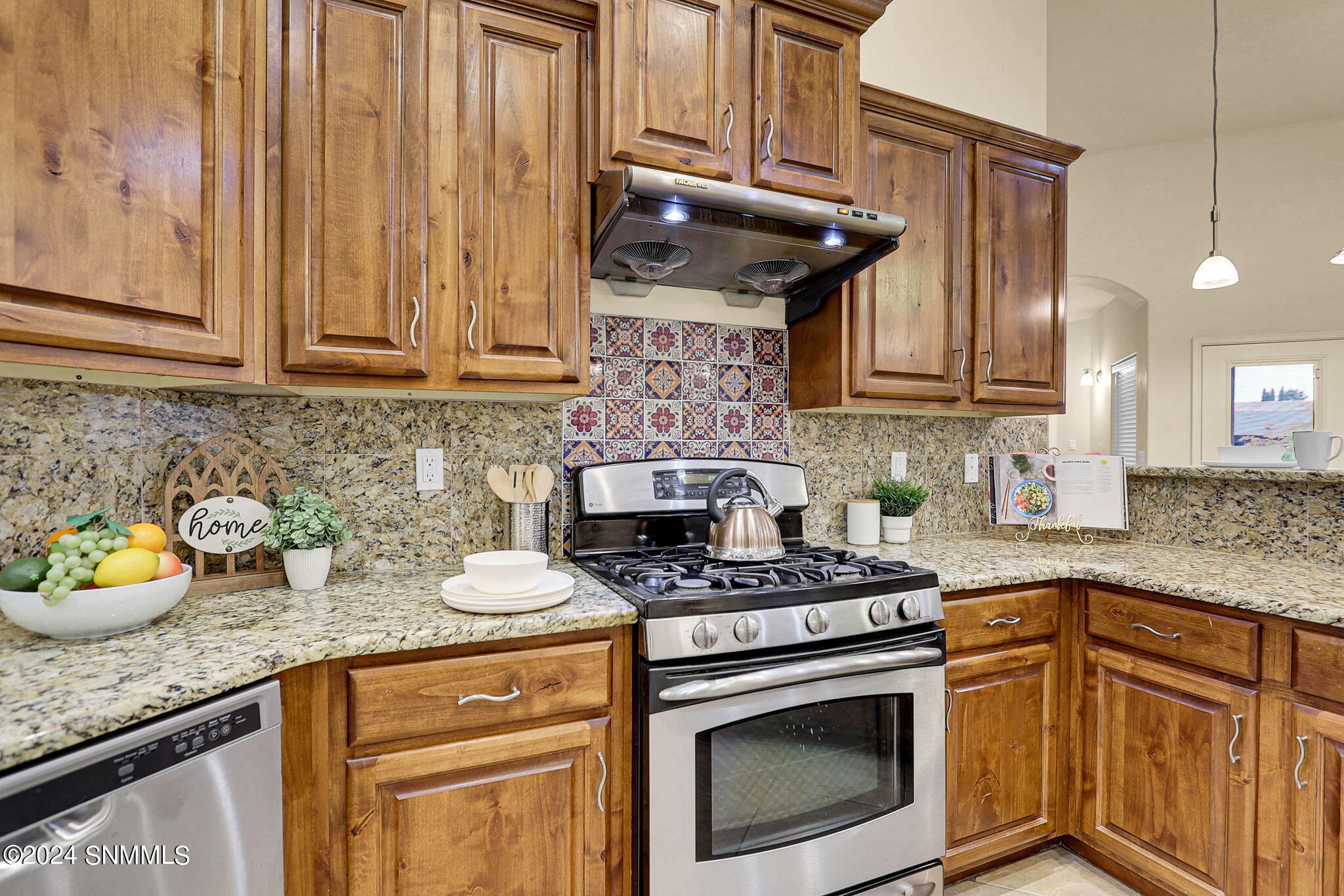 Elegant Backsplash