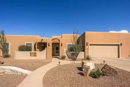 2676 Nebula Way, Las Cruces, New Mexico 88011, 4 Bedrooms Bedrooms, ,2 BathroomsBathrooms,Residential,For Sale,Nebula,2403201