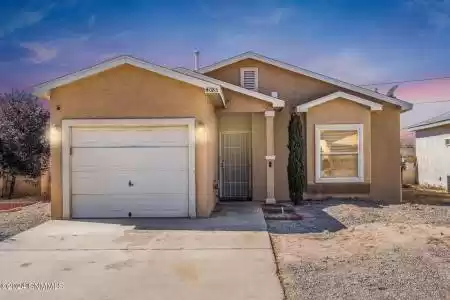 4085 Winters Street, Las Cruces, New Mexico 88005, 3 Bedrooms Bedrooms, ,2 BathroomsBathrooms,Residential,For Sale,Winters,2403237