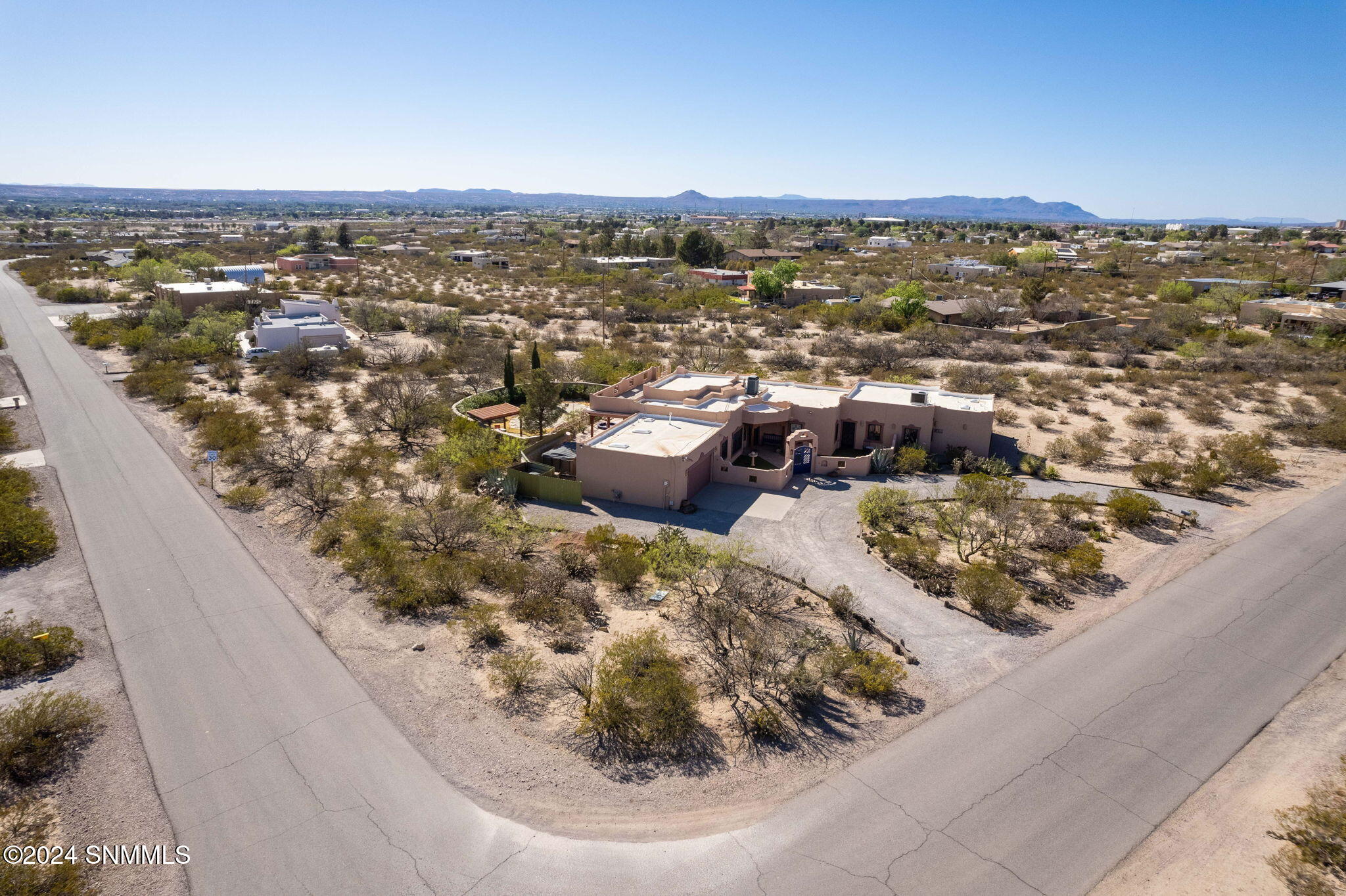 1-web-or-mls-Ocotillo 4930 ELEVATED-2