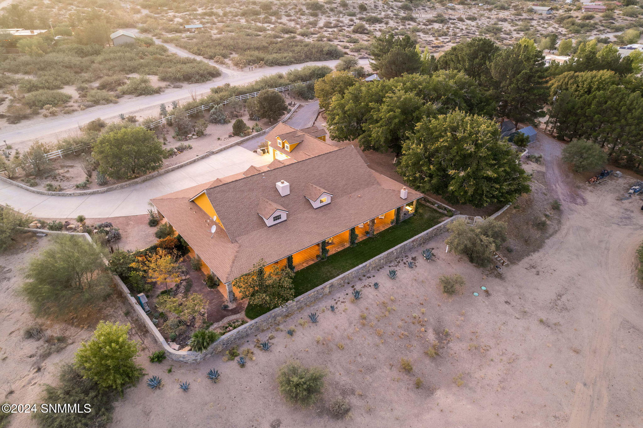 3-web-or-mls-Mesilla Hills 2561 DUSK-3