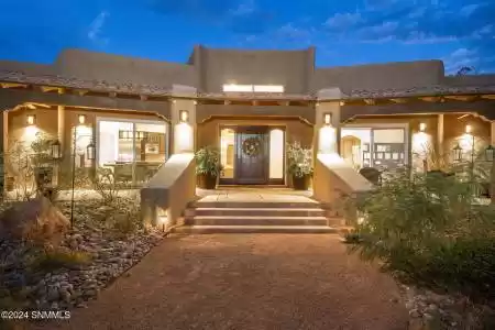 7003 McNutt Road, Anthony, New Mexico 88021, 7 Bedrooms Bedrooms, ,8 BathroomsBathrooms,Residential,For Sale,McNutt,2403282