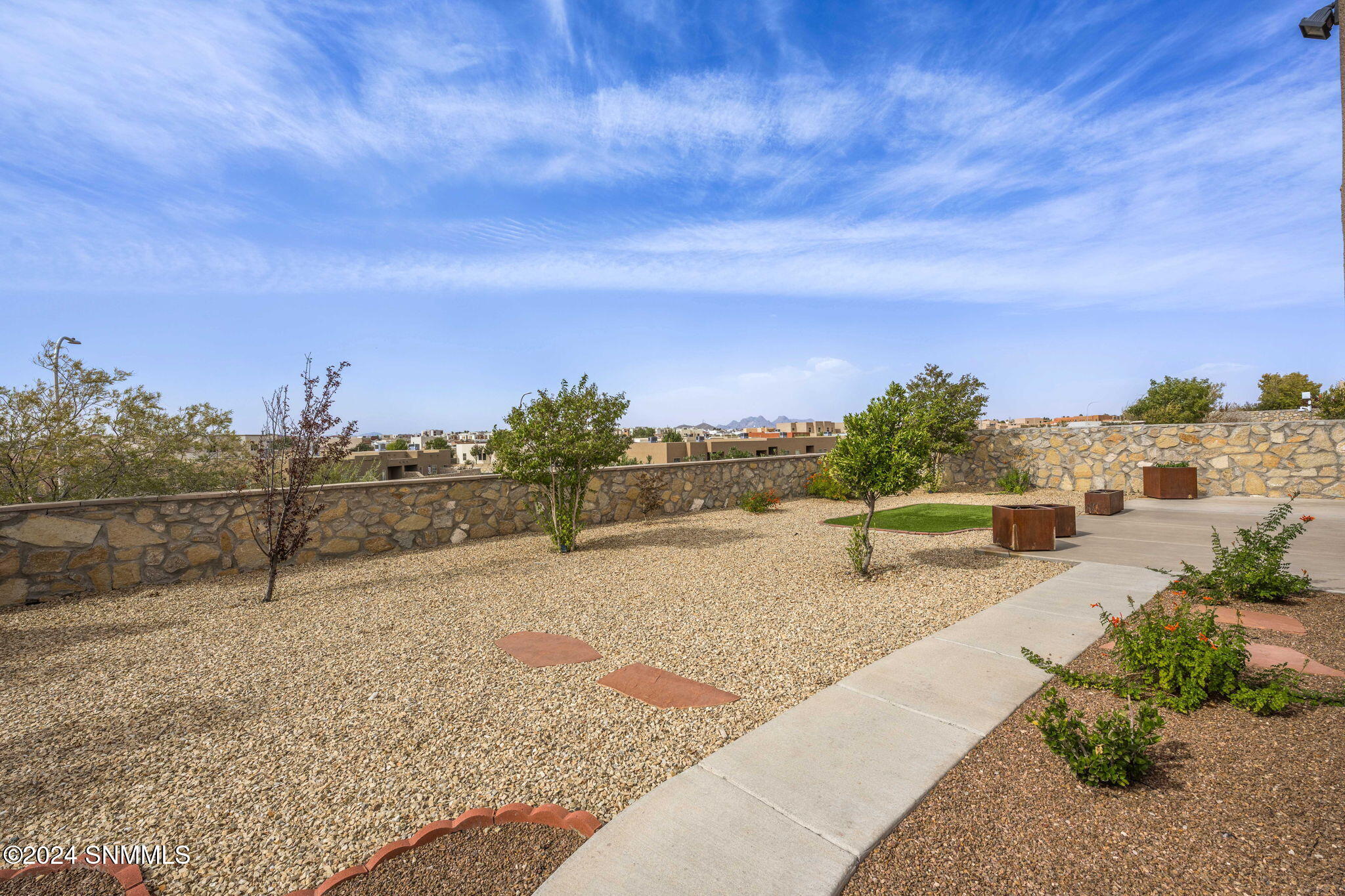 47-web-or-mls-Isleta 4343-47