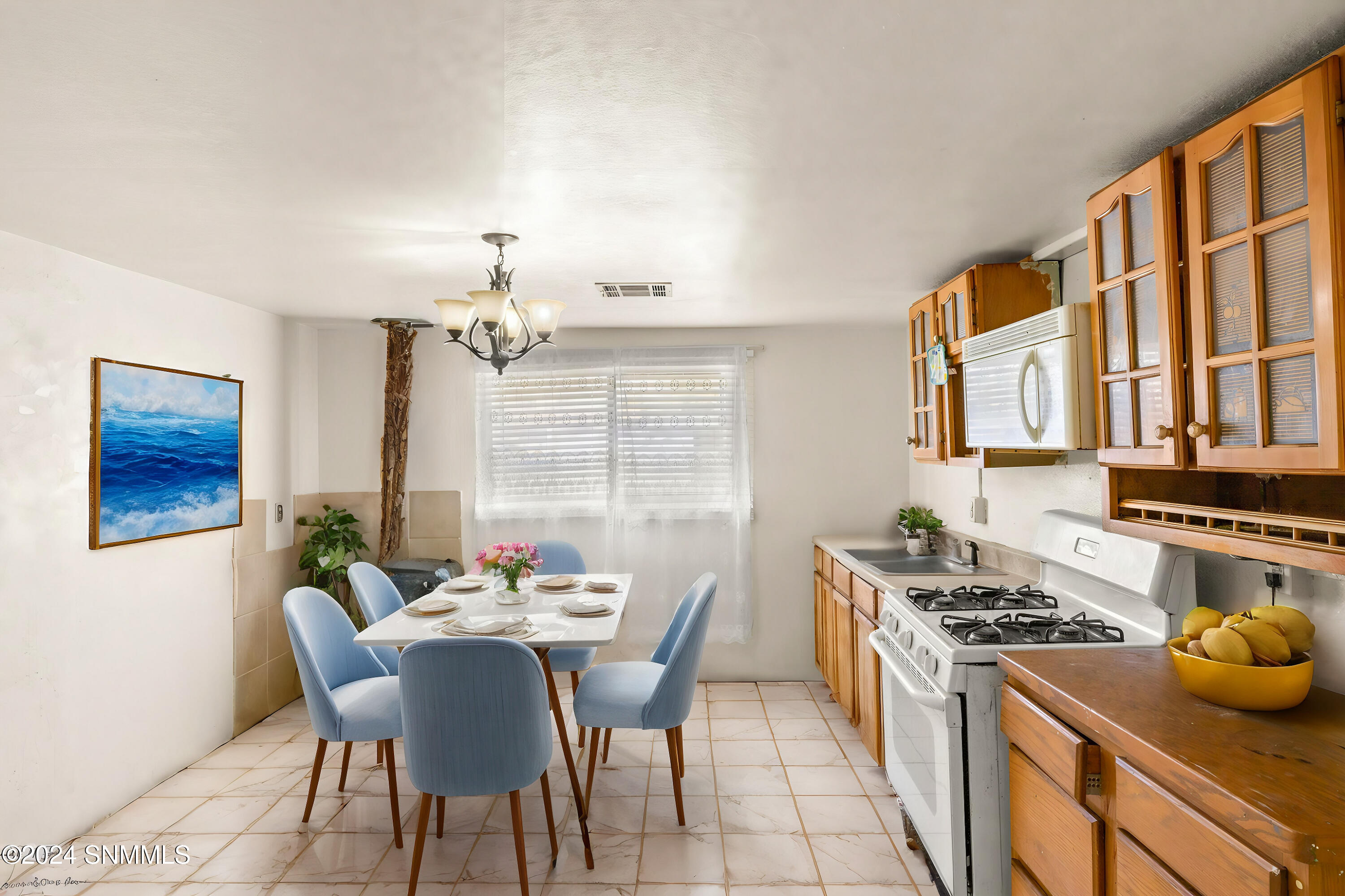 Virtual Staging Kitchen