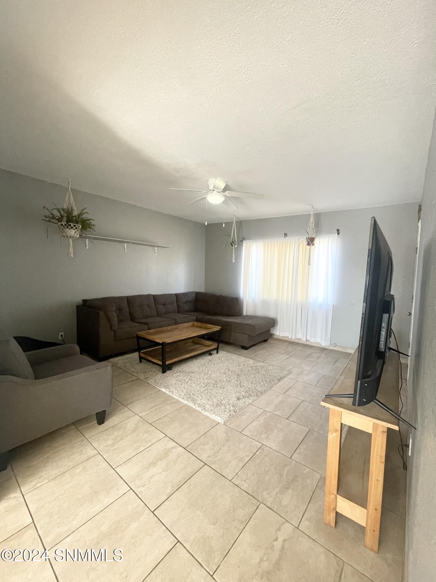 dining room to living room