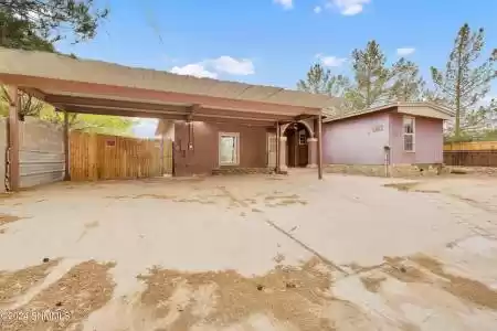 321 Carrizo Drive, Sunland Park, New Mexico 88063, 7 Bedrooms Bedrooms, ,3 BathroomsBathrooms,Residential,For Sale,Carrizo,2403326