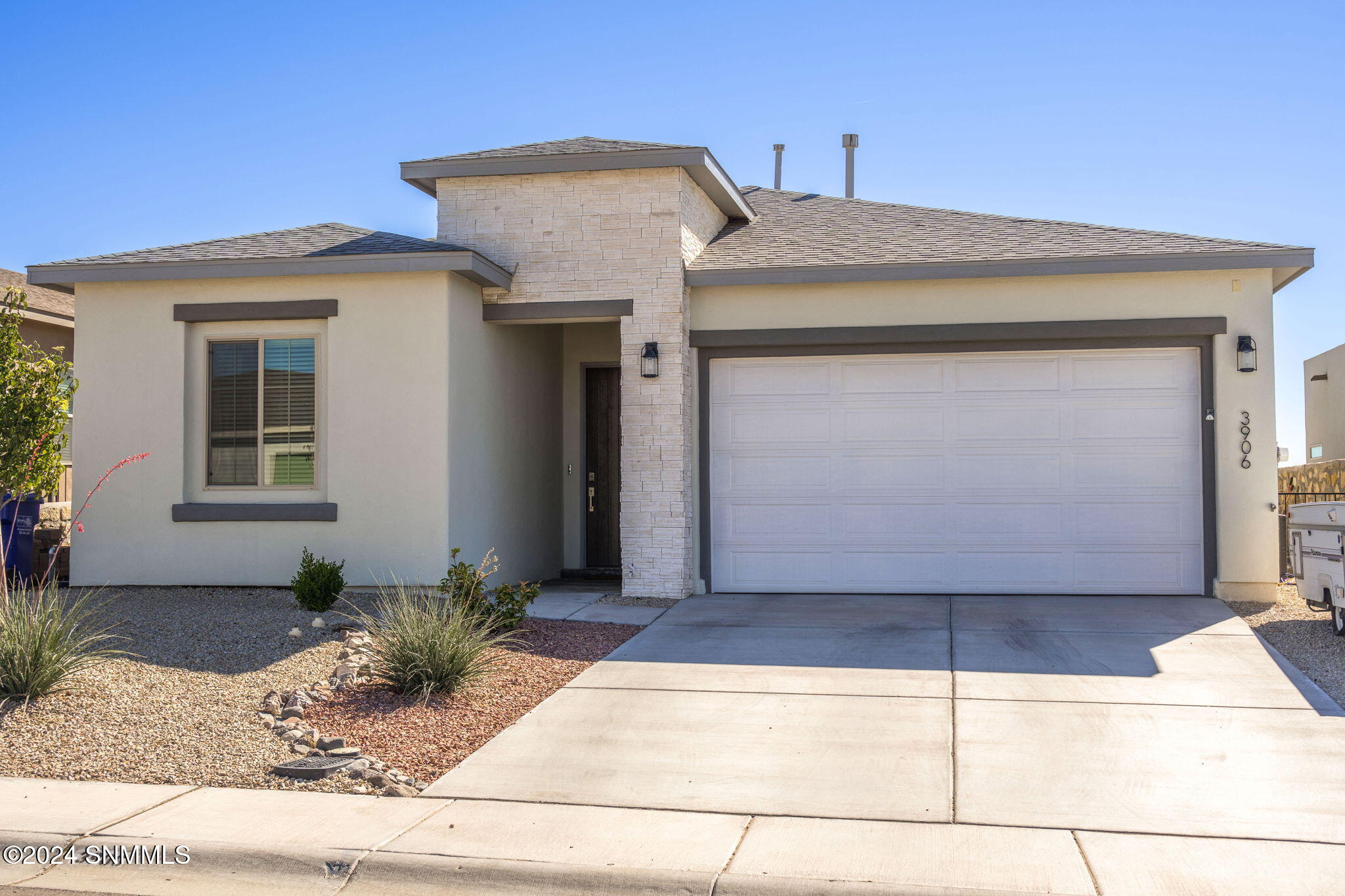 1-web-or-mls-Silverado 3906-1