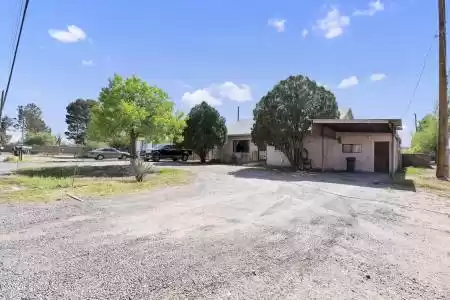 3045 DONA ANA Road, Las Cruces, New Mexico 88007, 3 Bedrooms Bedrooms, ,1.75 BathroomsBathrooms,Residential,For Sale,DONA ANA,2401029