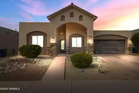 6097 Arosa Street, Las Cruces, New Mexico 88012, 4 Bedrooms Bedrooms, ,2 BathroomsBathrooms,Residential,For Sale,Arosa,2403398