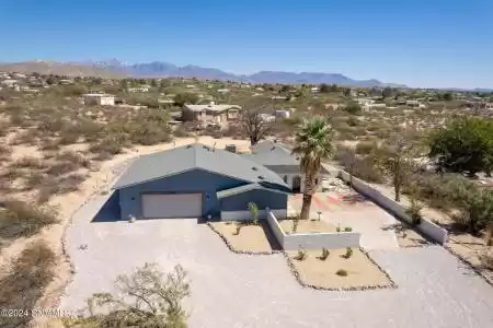 4855 Las Alturas Drive, Las Cruces, New Mexico 88011, 4 Bedrooms Bedrooms, ,2 BathroomsBathrooms,Residential,For Sale,Las Alturas,2402991