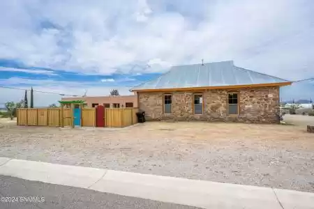 15890 B Street, Organ, New Mexico 88052, 3 Bedrooms Bedrooms, ,2.75 BathroomsBathrooms,Residential,For Sale,B,2403422