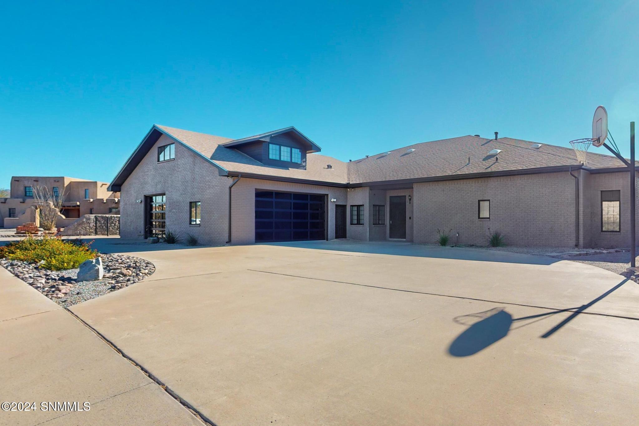 3210-Majestic-Ridge-Las-cruces-NM-8800-1