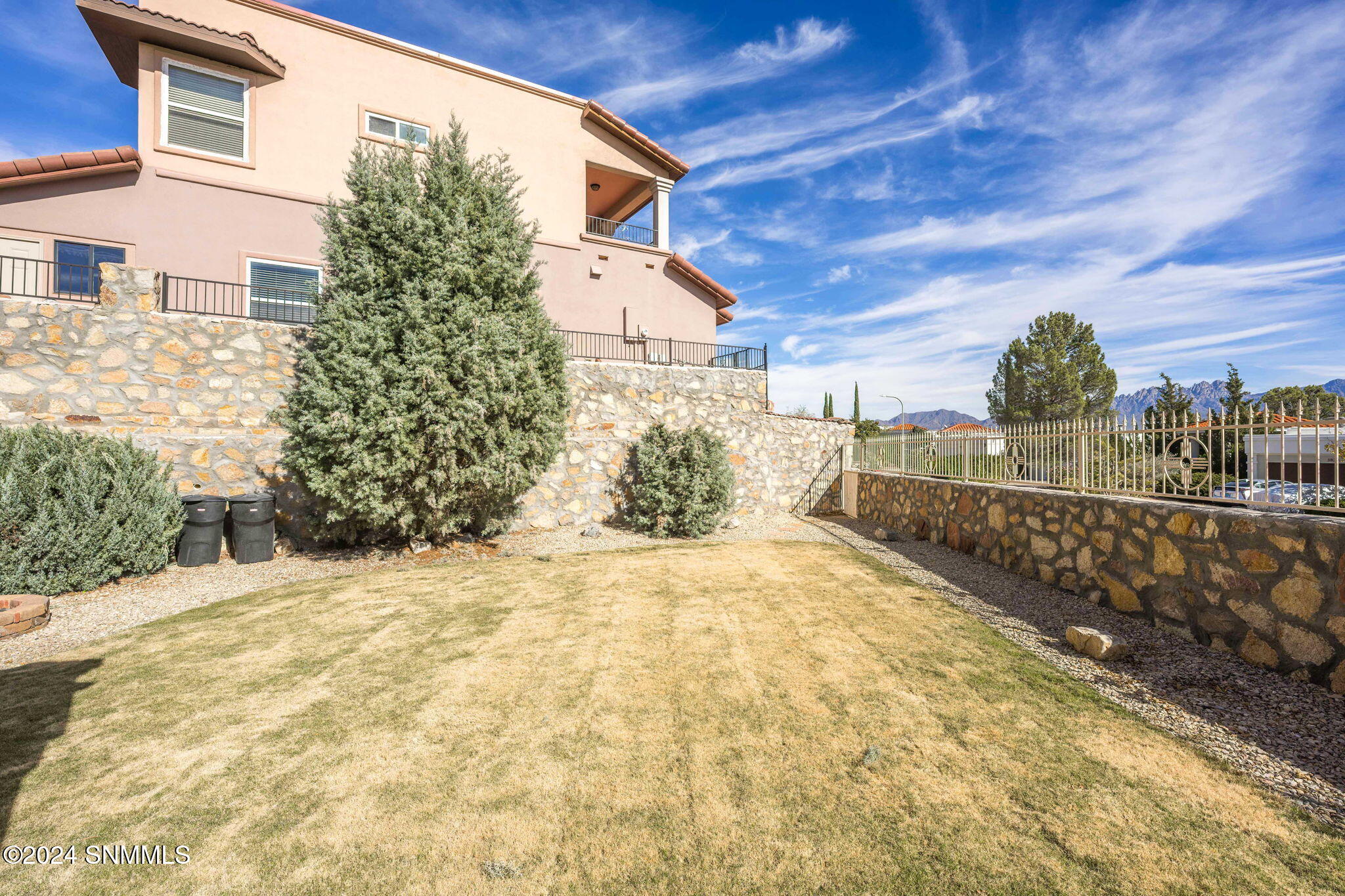 53-web-or-mls-Yellowstone 3827-53