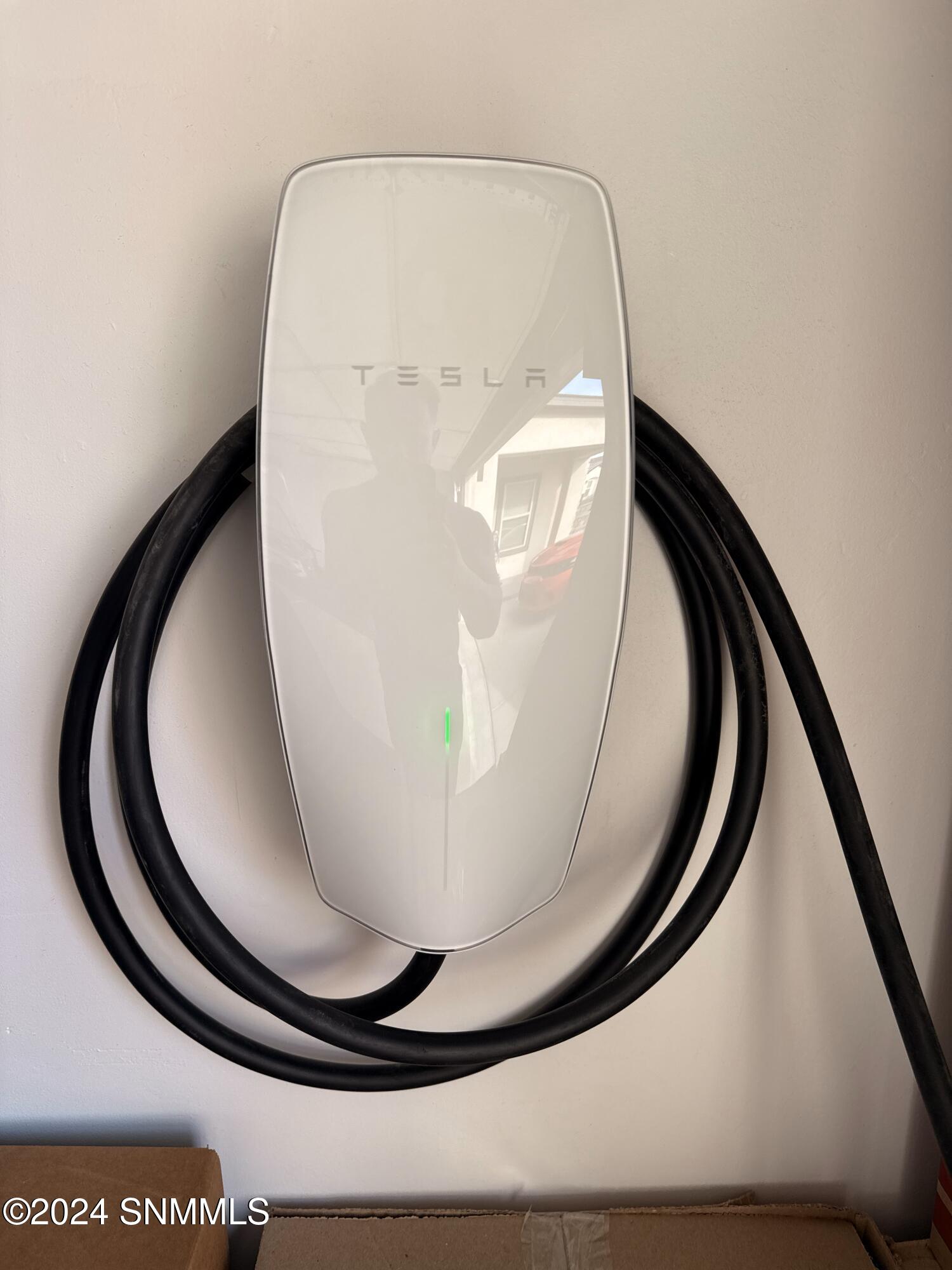 Tesla Wall Connector