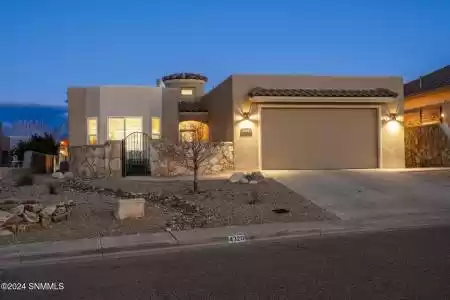 4320 Calle Sonesta, Las Cruces, New Mexico 88011, 3 Bedrooms Bedrooms, ,2 BathroomsBathrooms,Residential,For Sale,Calle Sonesta,2403586