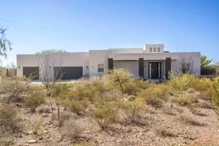 8560 Barrel Cactus Court, Las Cruces, New Mexico 88011, 4 Bedrooms Bedrooms, ,2.5 BathroomsBathrooms,Residential,For Sale,Barrel Cactus,2403618