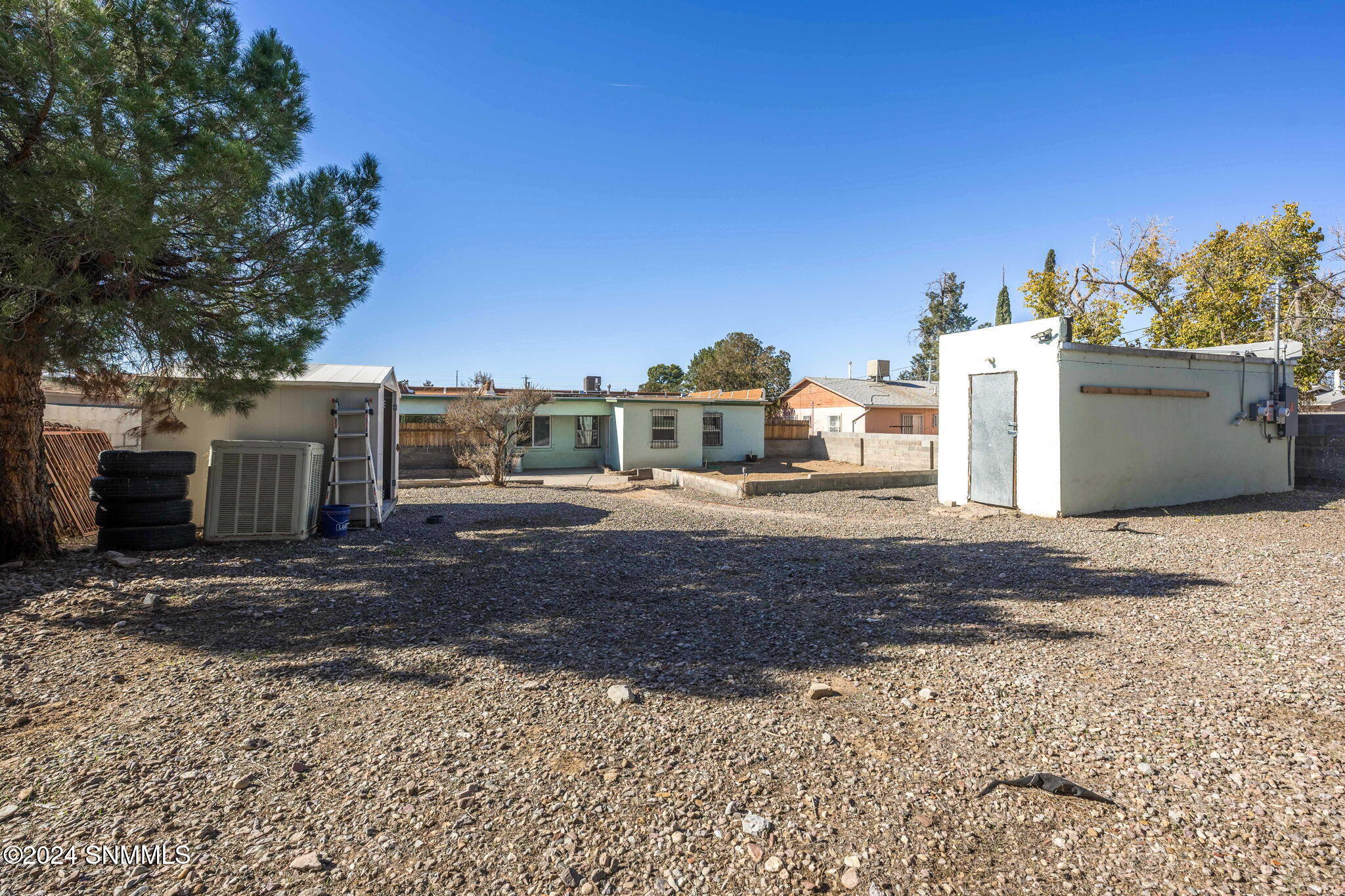 27-web-or-mls-Snappin Homes (Chaparro172