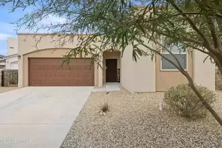 3188 Rio Arriza Loop, Las Cruces, New Mexico 88012, 3 Bedrooms Bedrooms, ,2 BathroomsBathrooms,Residential,For Sale,Rio Arriza,2403631