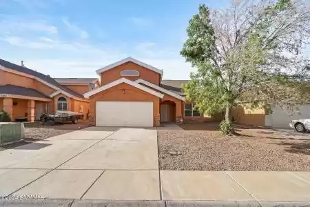 2848 San Lorenzo Avenue, Las Cruces, New Mexico 88007, 3 Bedrooms Bedrooms, ,2.5 BathroomsBathrooms,Residential,For Sale,San Lorenzo,2401392