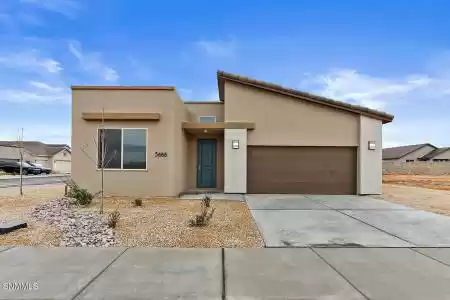 3688 Cardinal Avenue, Las Cruces, New Mexico 88012, 3 Bedrooms Bedrooms, ,2 BathroomsBathrooms,Residential,For Sale,Cardinal,2500100