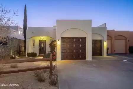 2349 Santo Domingo Avenue, Las Cruces, New Mexico 88011, 4 Bedrooms Bedrooms, ,2 BathroomsBathrooms,Residential,For Sale,Santo Domingo,2500105