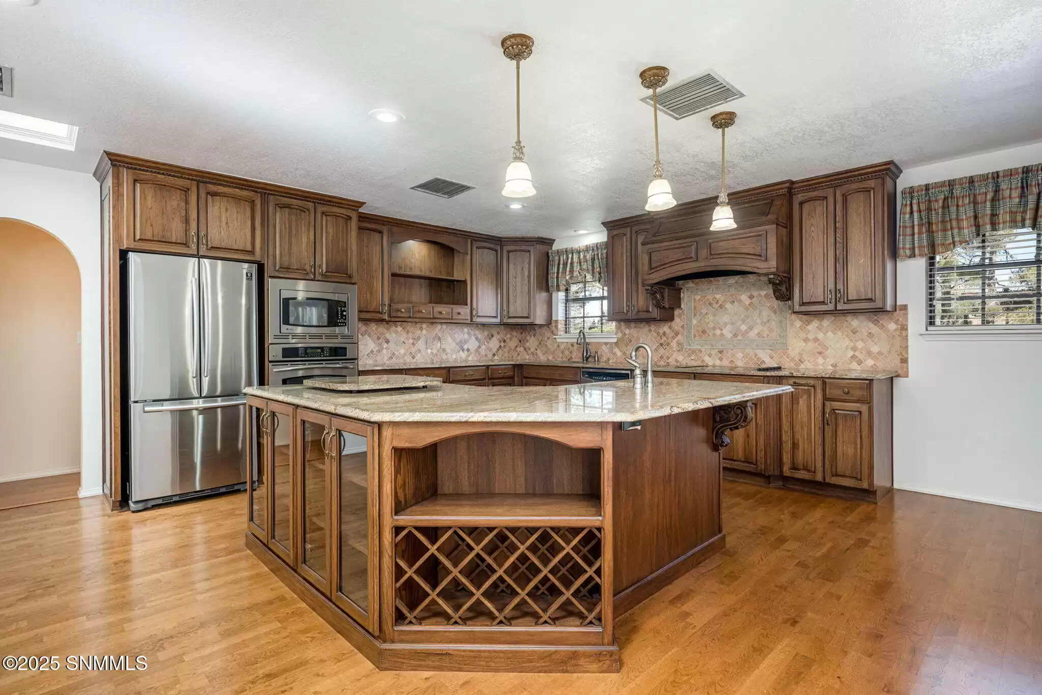 16-web-or-mls-Snappin Homes (TresPinos20